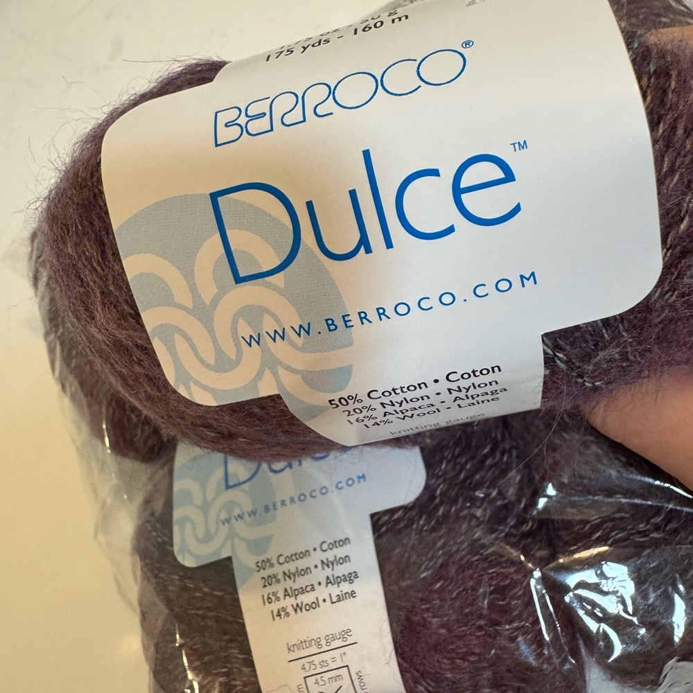 Dulce Purple Yarn